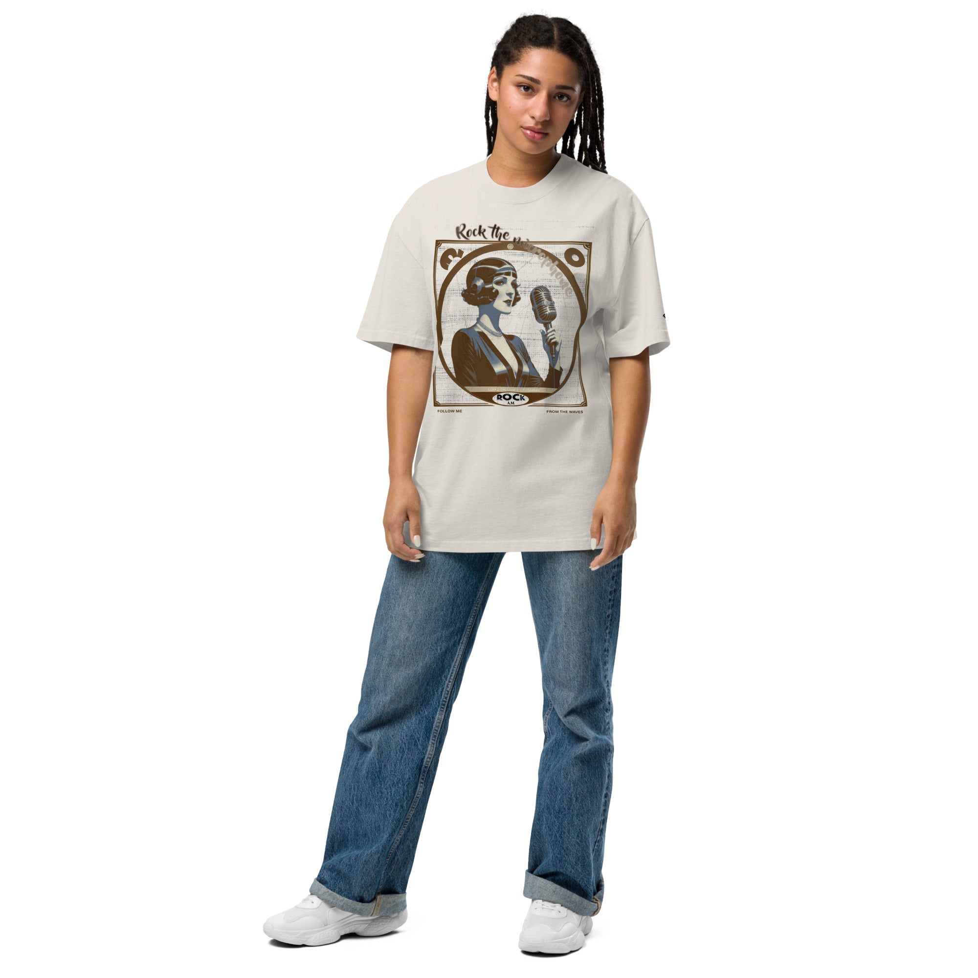 Camiseta oversize con efecto desgastado "Radio vintage"